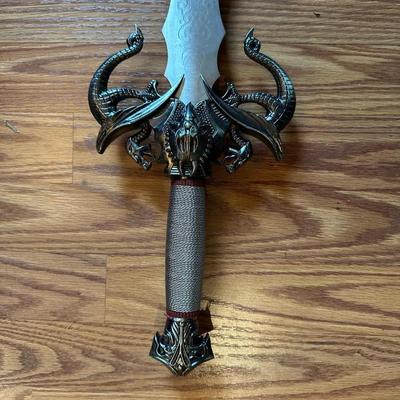 SWORD WITH A VERY UNIQUE HANDLE