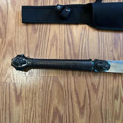 PIRATE SWORD WITH A SKULL HANDLE