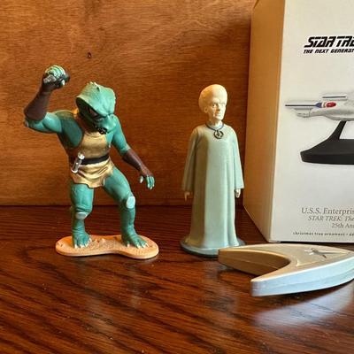 STAR TREK FIGURES AND COLLECTIBLES