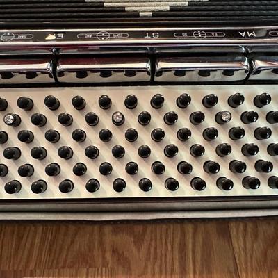 SAM FERRI DIAMOND ACCORDION IN CASE