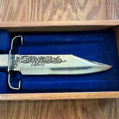 J BOWIE & MAXAM KNIVES