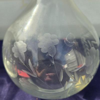 Sale Photo Thumbnail #64: Glass wine decanter
Glass Ice Bucket
Glass Pitcher