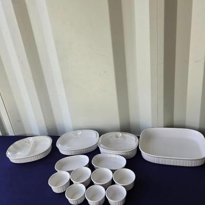 Sale Photo Thumbnail #69: Large Lot of Corning French White
4 casseroles/ 3 lids
2 small casseroles
7 ramikins
2 small containers