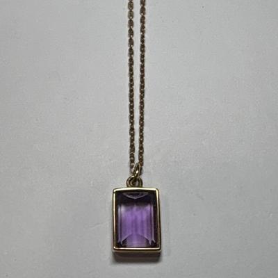 10K gold chain & purple stone pendant