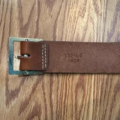 HUNTER LEATHER BELT HOLSTER AND GUN CLEANING KIT