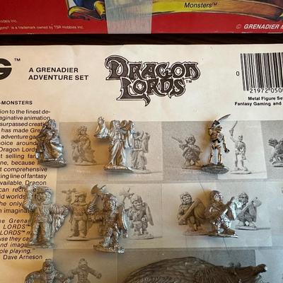 DRAGONS AND FANTASY LORDS FIGURES