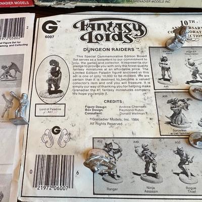 DRAGONS AND FANTASY LORDS FIGURES