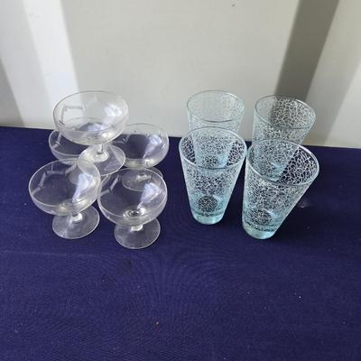 Sale Photo Thumbnail #79: 4 blue crackle look glasses
5 champagne glasses