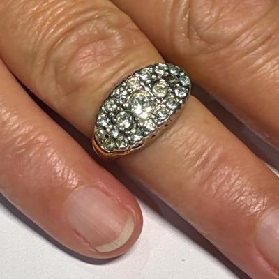 18K HGE ring (size 6)