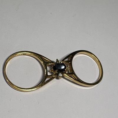 Beautiful gold flip ring (size 9)