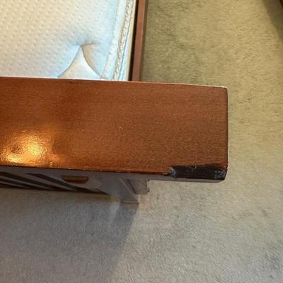 MISSION STYLE QUEEN SIZE BED FRAME