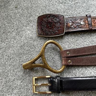 A COLLECTION OF MEN'S LEATHER BELTS SIZE 38