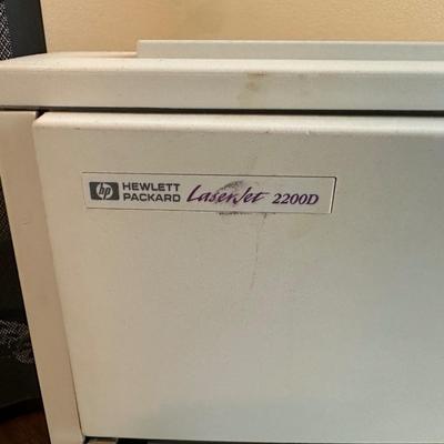 HP LASERJET 2200D PRINTER AND A PRIVACY GUARD PAPER SHREDDER