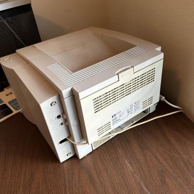 HP LASERJET 2200D PRINTER AND A PRIVACY GUARD PAPER SHREDDER