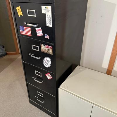 4 DRAWER FILING CABINET AND 2 DOOR METAL CABINET ON CASTERS
