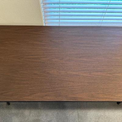 8 FOOT FOLDING TABLE