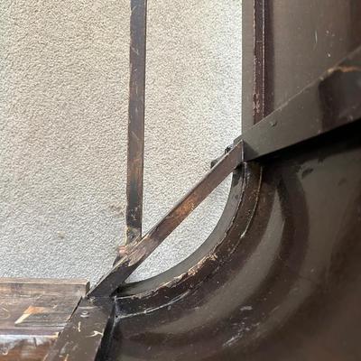 ANTIQUE FULL SIZE BED FRAME