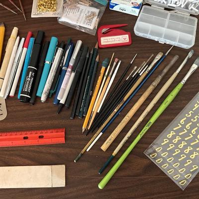 ART AND CRAFT SUPPLIES