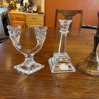 2 PAIRS OF CRYSTAL CANDLESTICKS AND 1 BRASS ONE