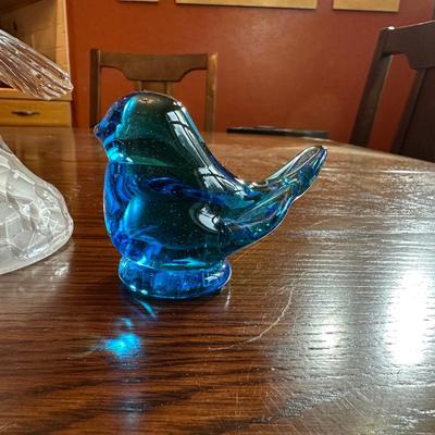 COLLECTIBLE GLASS BIRDS