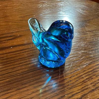 COLLECTIBLE GLASS BIRDS