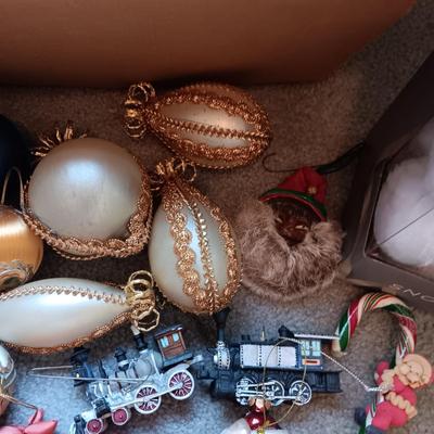 CHRISTMAS DECORATIONS