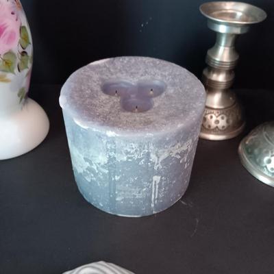 FLORAL VASE, CANDLE, IRIDESCENT DISH AND A PAIR OF CANDLE HOLDERS