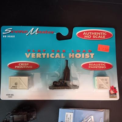 MODEL RAILROAD EXTRAS