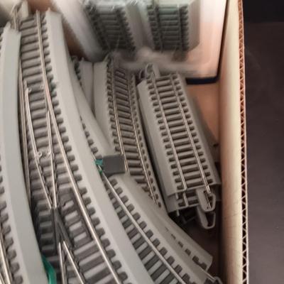 MODEL TRAIN TRACKS