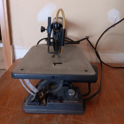 CRAFTSMAN 16" VARIABLE SPEED SCROLL SAW