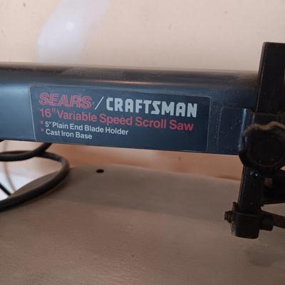 CRAFTSMAN 16" VARIABLE SPEED SCROLL SAW