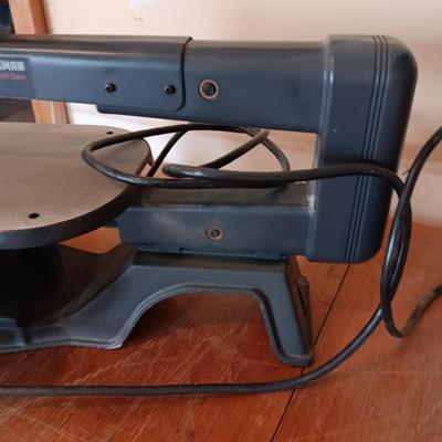 CRAFTSMAN 16" VARIABLE SPEED SCROLL SAW