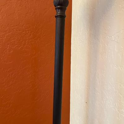 DETAILED FLOOR LAMP WITH GLASS SHADE