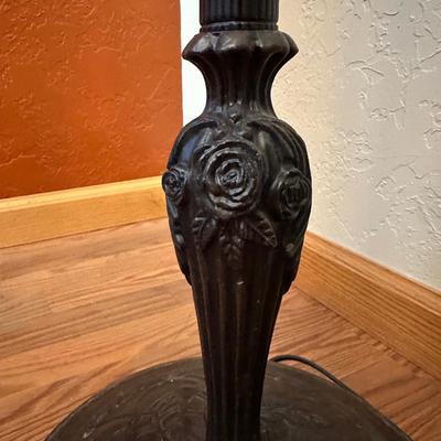 DETAILED FLOOR LAMP WITH GLASS SHADE