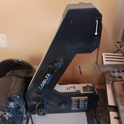 DELTA SHOPMASTER BELT AND DISC SANDER