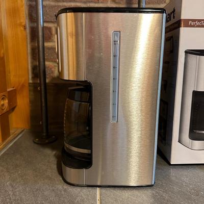 LIKE NEW CUISINART COFFEE MAKER