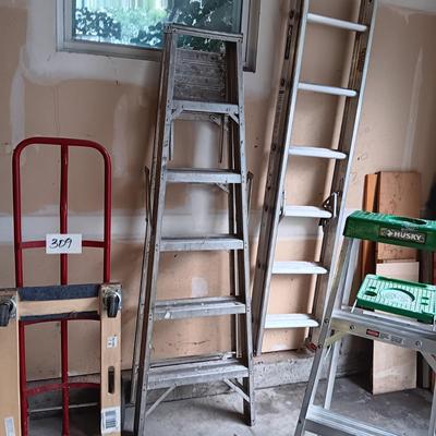 HUSKY 4 FOOT AND A 6 FOOT ALUMINUM LADDERS