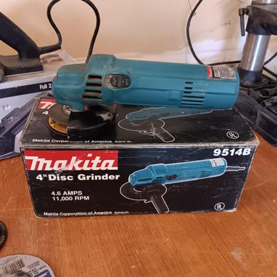 MAKITA 4" DISC GRINDER AND 3 1/4" PLANER