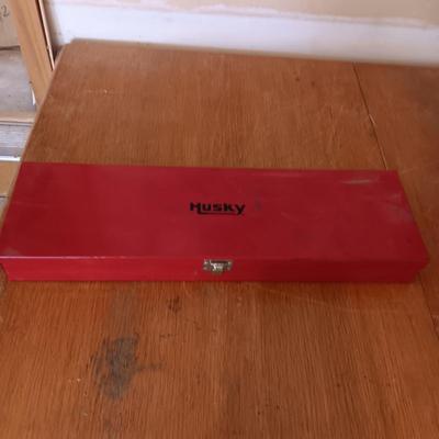HUSKY 18 PIECE 1/2" DRIVE SOCKET SET