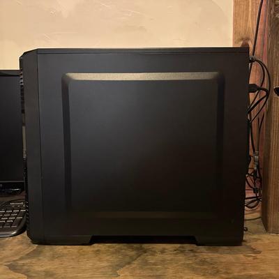 GAMING COMPUTER W/WIN 10, 27" MONITOR, GEAR HEAD SPEAKERS, MOUSE AND KEYBOARD
