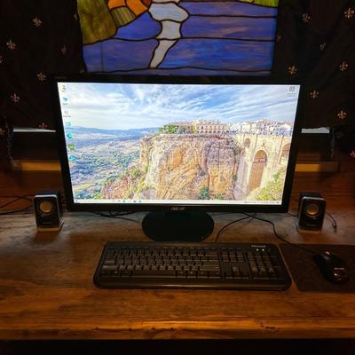 GAMING COMPUTER W/WIN 10, 27" MONITOR, GEAR HEAD SPEAKERS, MOUSE AND KEYBOARD