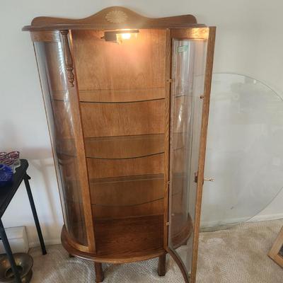 Bow Front Curio Cabinet 3 Glass Shelves w key 34x15x60