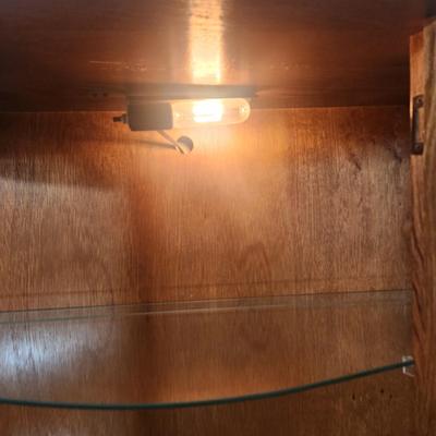 Bow Front Curio Cabinet 3 Glass Shelves w key 34x15x60