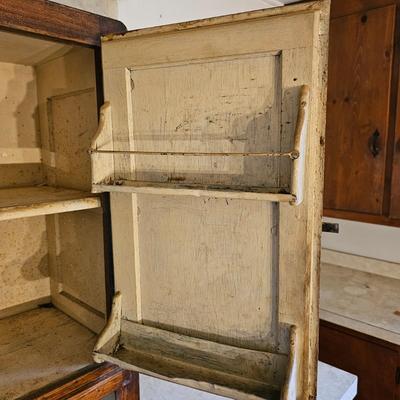 Vintage Hoosier Cabinet (G2-JS)