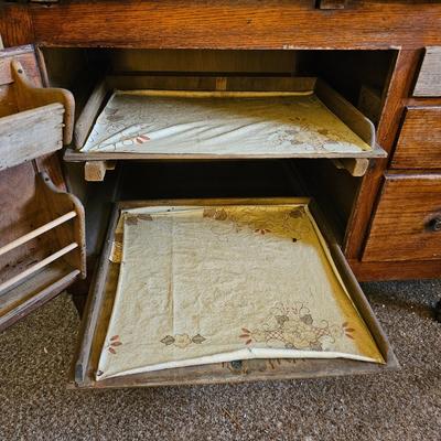 Vintage Hoosier Cabinet (G2-JS)