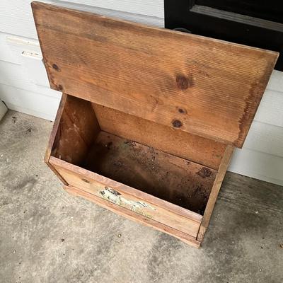 Wooden Storage Box w/ Hinged Lid (FP-RG)