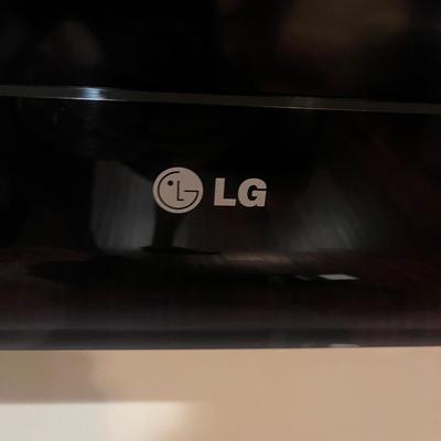 LG 55” TV (BD-MG)