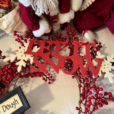 Christmas Decor Lot (LR)