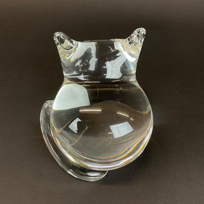 Sale Photo Thumbnail #833: Early 20th century, signed. Provenance is Richard Bright and Kyle Goodman Collection, Corning, NY.
Measurements:
4” in height, 4” in width, 5” in depth