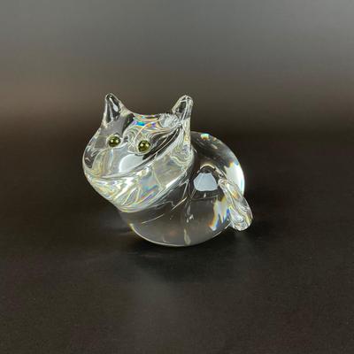 Sale Photo Thumbnail #830: Early 20th century, signed. Provenance is Richard Bright and Kyle Goodman Collection, Corning, NY.
Measurements:
4” in height, 4” in width, 5” in depth